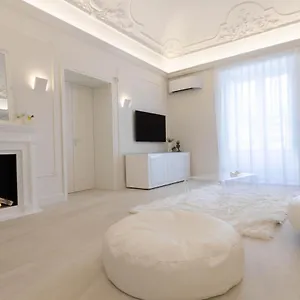 Anais Luxury - Centro Appartamento Aeroporto di Catania Fontana Rossa